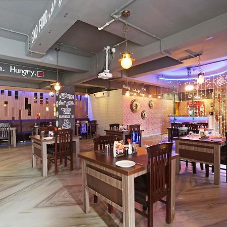 Hotel Richi Regency Bhubaneswar Esterno foto